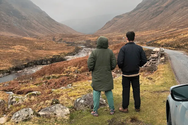 Naše napodobenina Glen Coe Skyfall – slavné scény z filmu James Bond